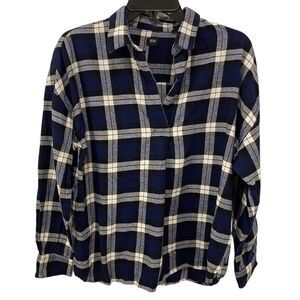 Uniqlo Pull Over Flannel Collared Long Sleeve Shirt. Multicolor. Small